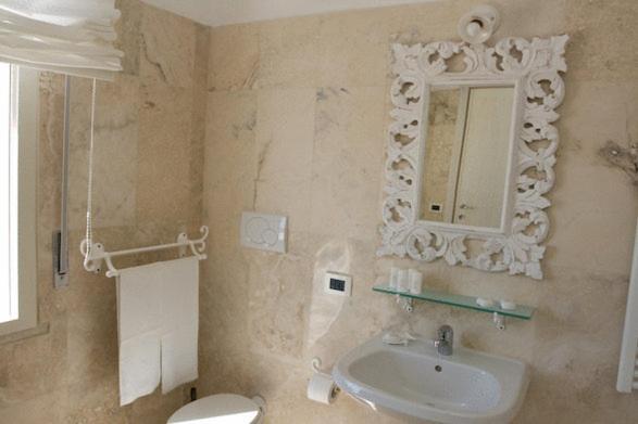 Hotel Bagni Lido Vada Habitación foto